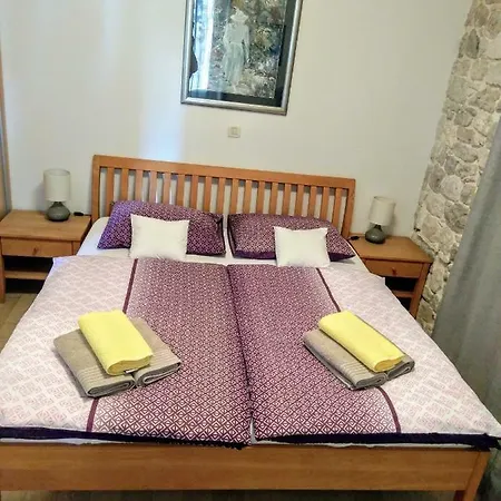 Apartman De Caris Palace *